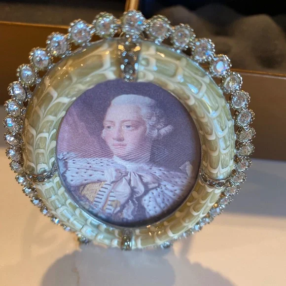 Jay Strongwater Picture Frame - Picture 2 of 6